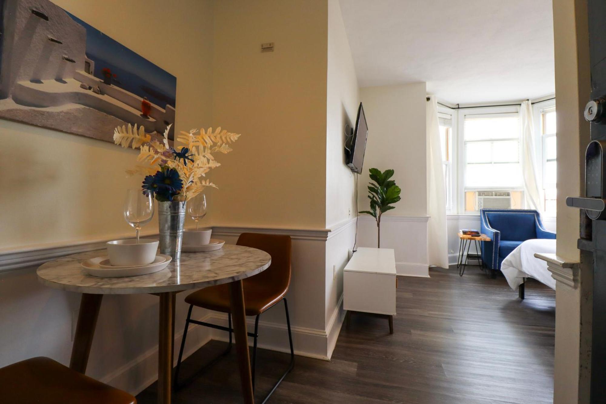 Good Apart-hotel Boston